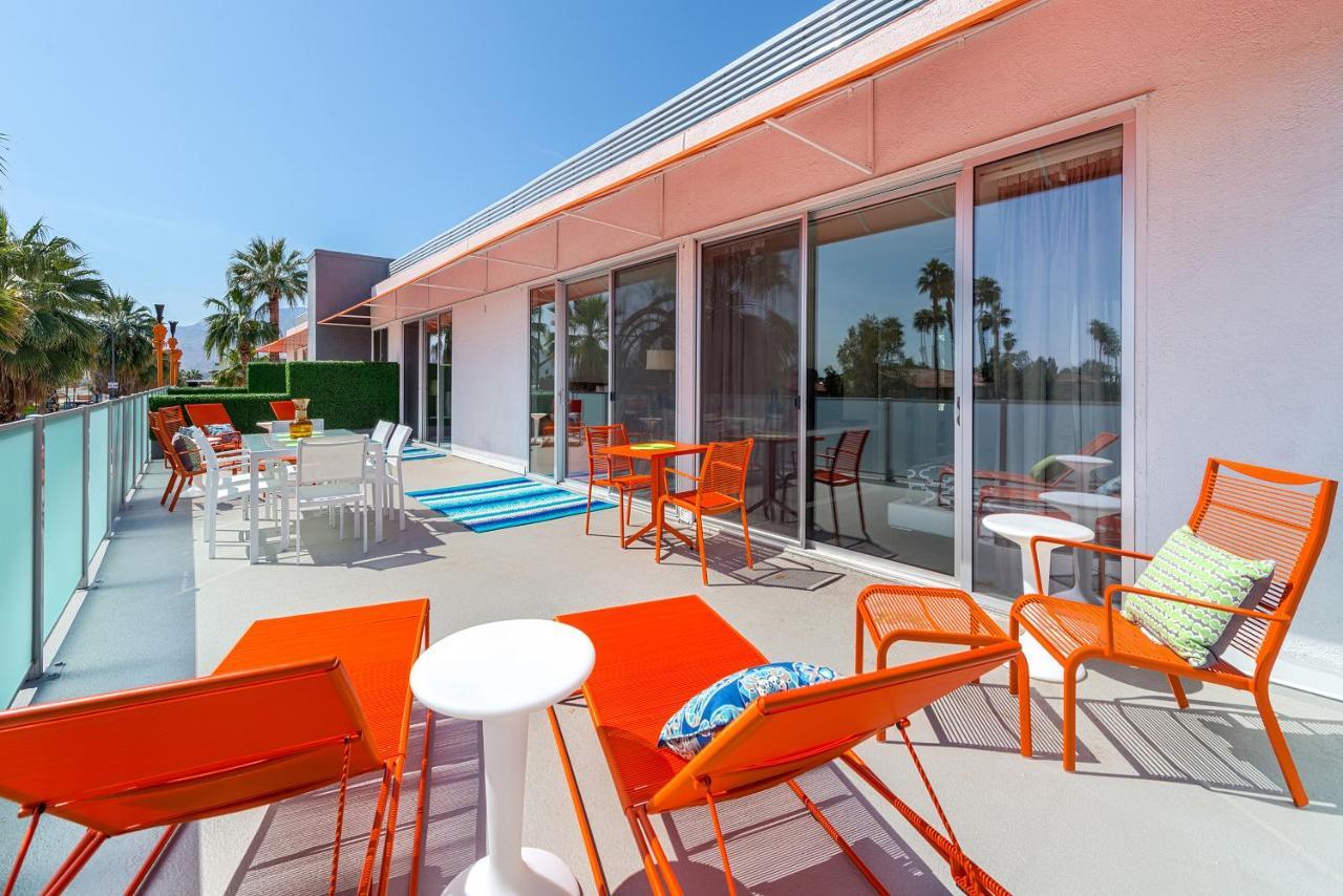 The Twist Palm Springs Hotel Ngoại thất bức ảnh